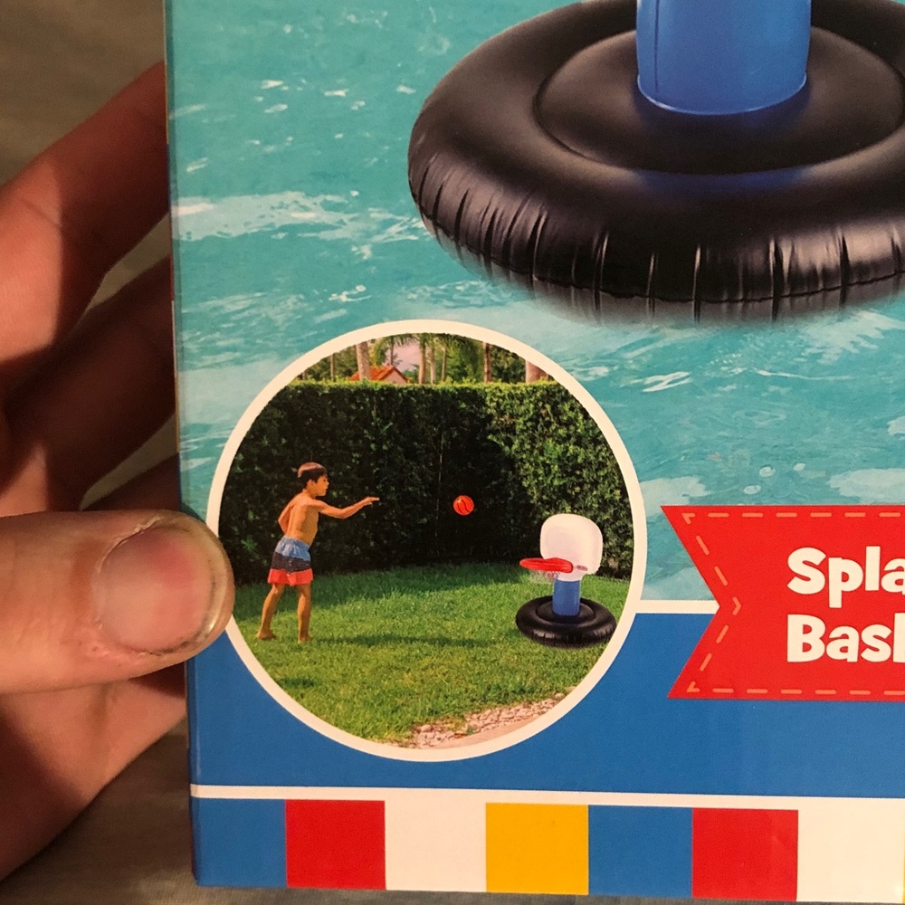 Little Tikes Inflatable Pool Basketball Set - Picture 5 of 6
